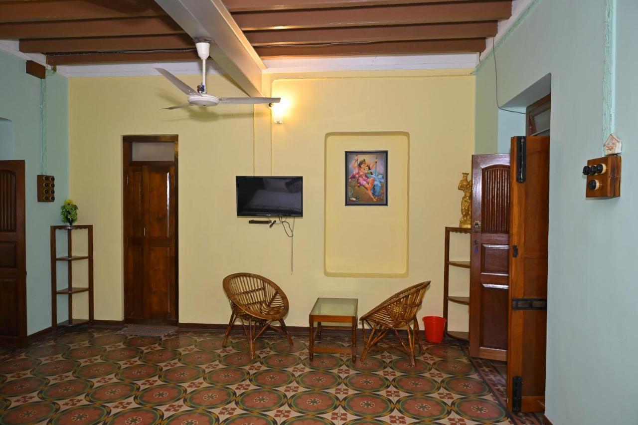 Les Boganveillea Heritage Guest House ออโรวิลล์ ภายนอก รูปภาพ