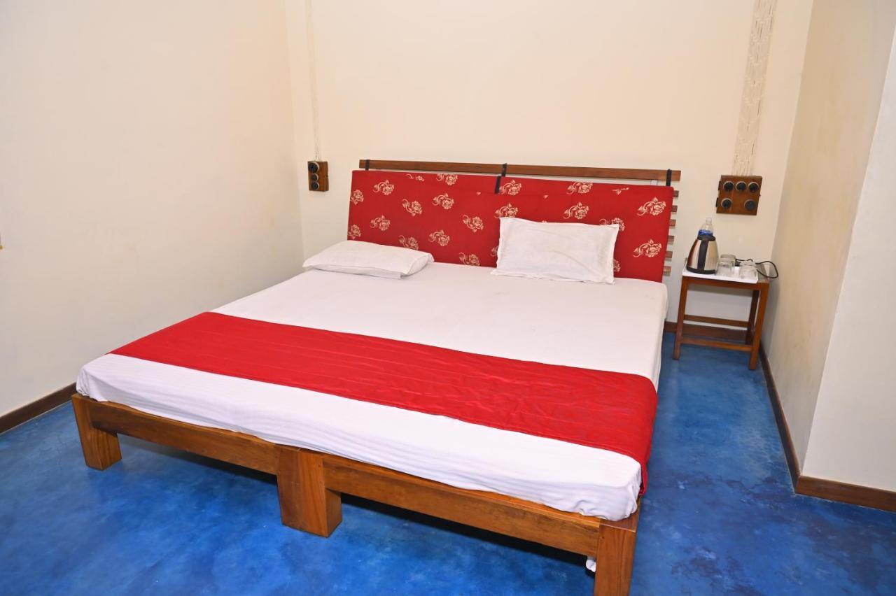 Les Boganveillea Heritage Guest House ออโรวิลล์ ภายนอก รูปภาพ